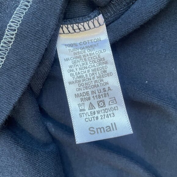 blue canyon y2k paris theme graphic 3/4 sleeve top size small - Picture 8 of 8